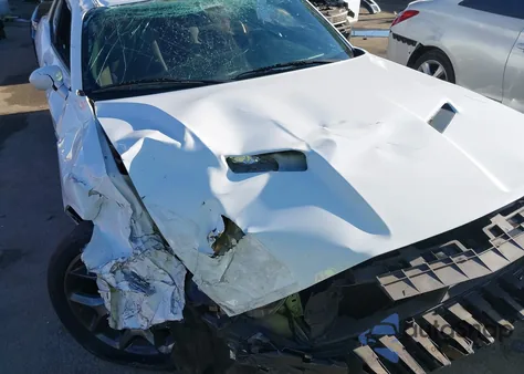 2016 Dodge Challenger Sxt из США, поврежденный, VIN 2C3CDZAGXGH336332